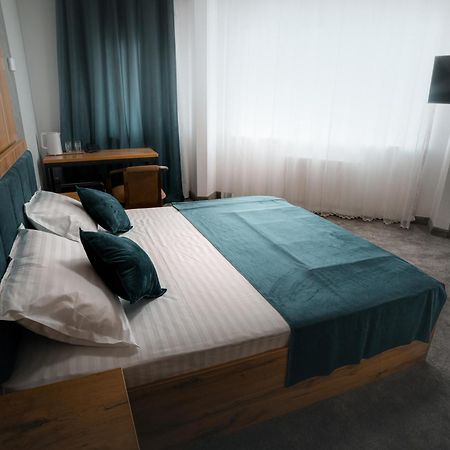 Art Plaza Hotel Ташкент Екстериор снимка
