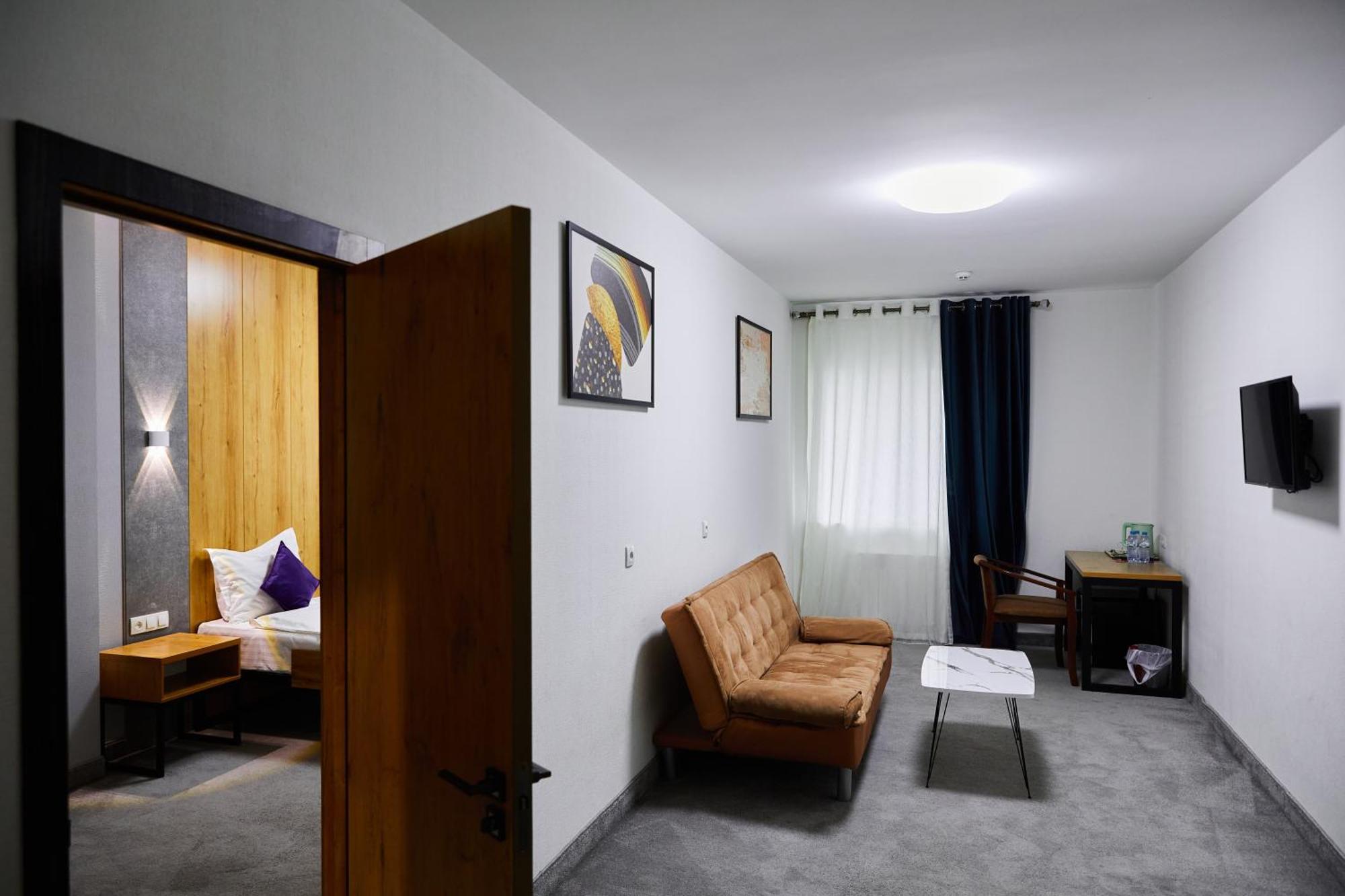 Art Plaza Hotel Ташкент Екстериор снимка
