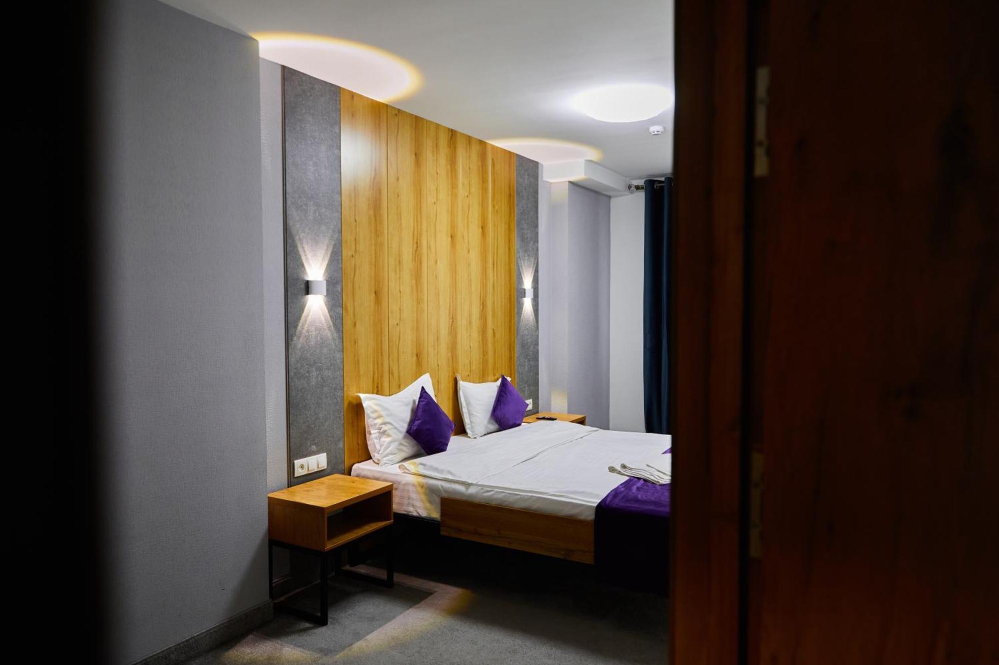Art Plaza Hotel Ташкент Екстериор снимка