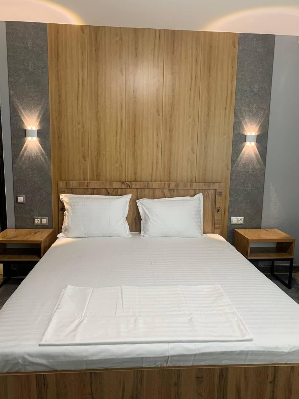 Art Plaza Hotel Ташкент Екстериор снимка