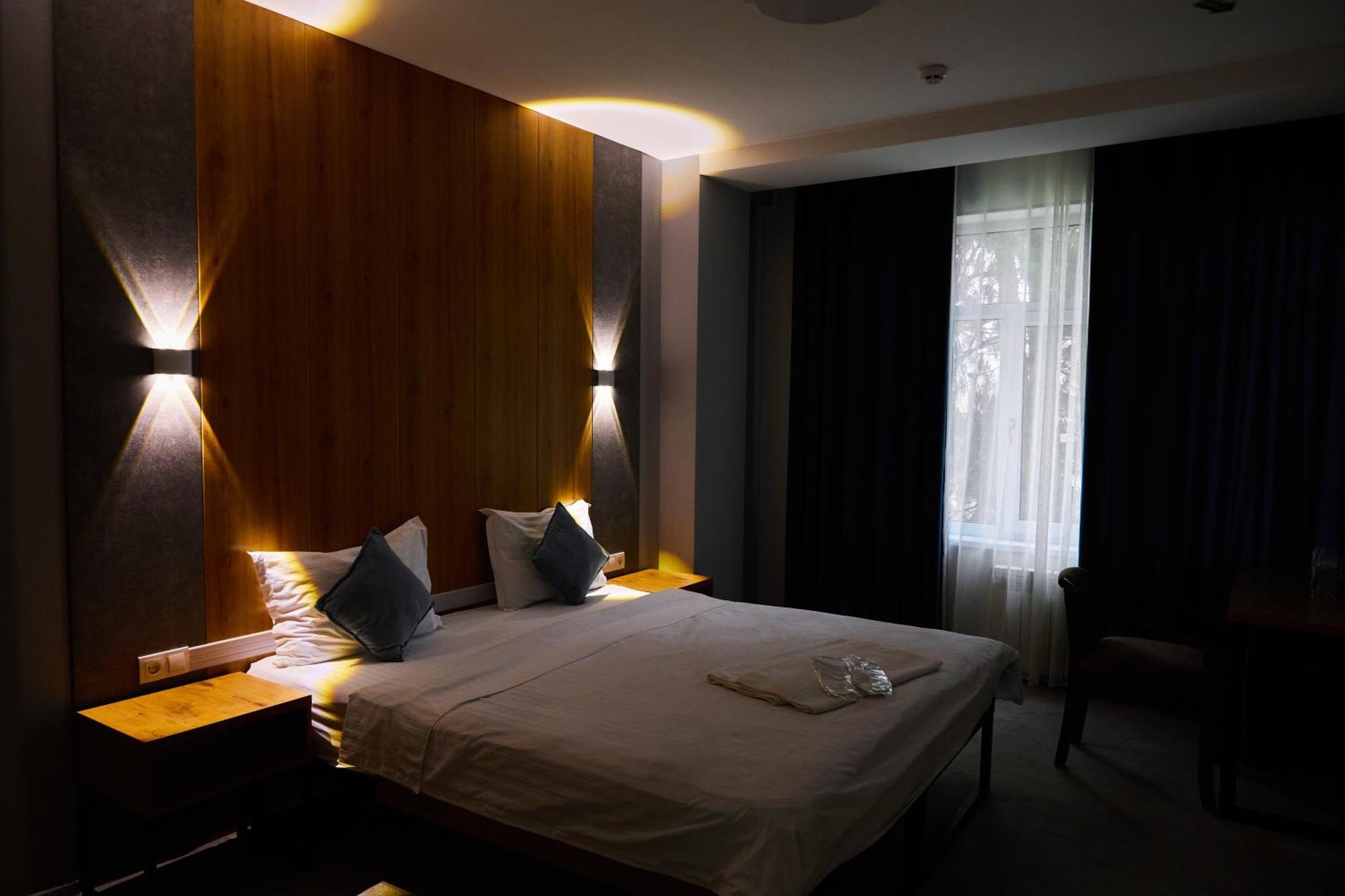 Art Plaza Hotel Ташкент Екстериор снимка