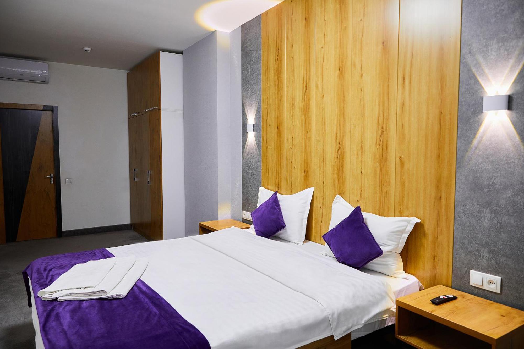 Art Plaza Hotel Ташкент Екстериор снимка